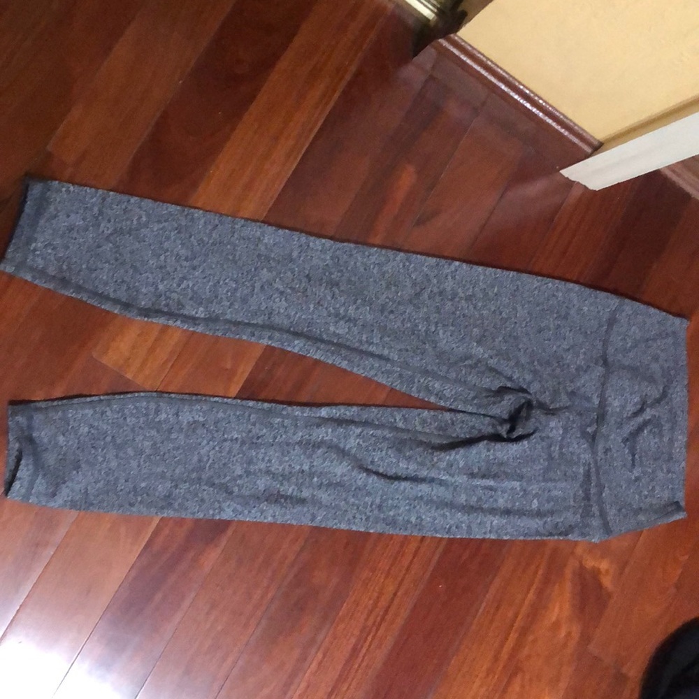 Lululemon gray wunder under leggings